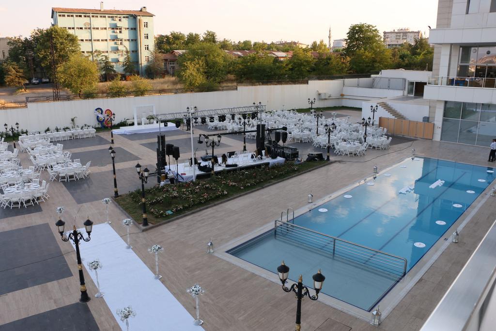 Hotel Wyndham Garden Diyarbakır Extérieur photo