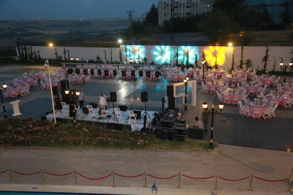 Hotel Wyndham Garden Diyarbakır Extérieur photo